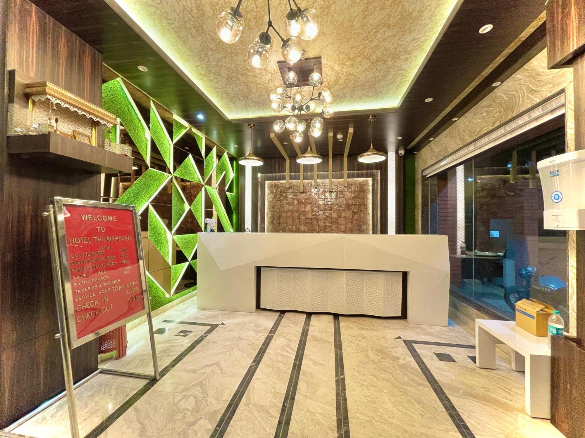 Hotel Kuber Palace ! Puri Near-Sea-Beach-And-Temple Fully-Air-Conditioned-Hotel With-Lift-And-Parking-Facility 외부 사진