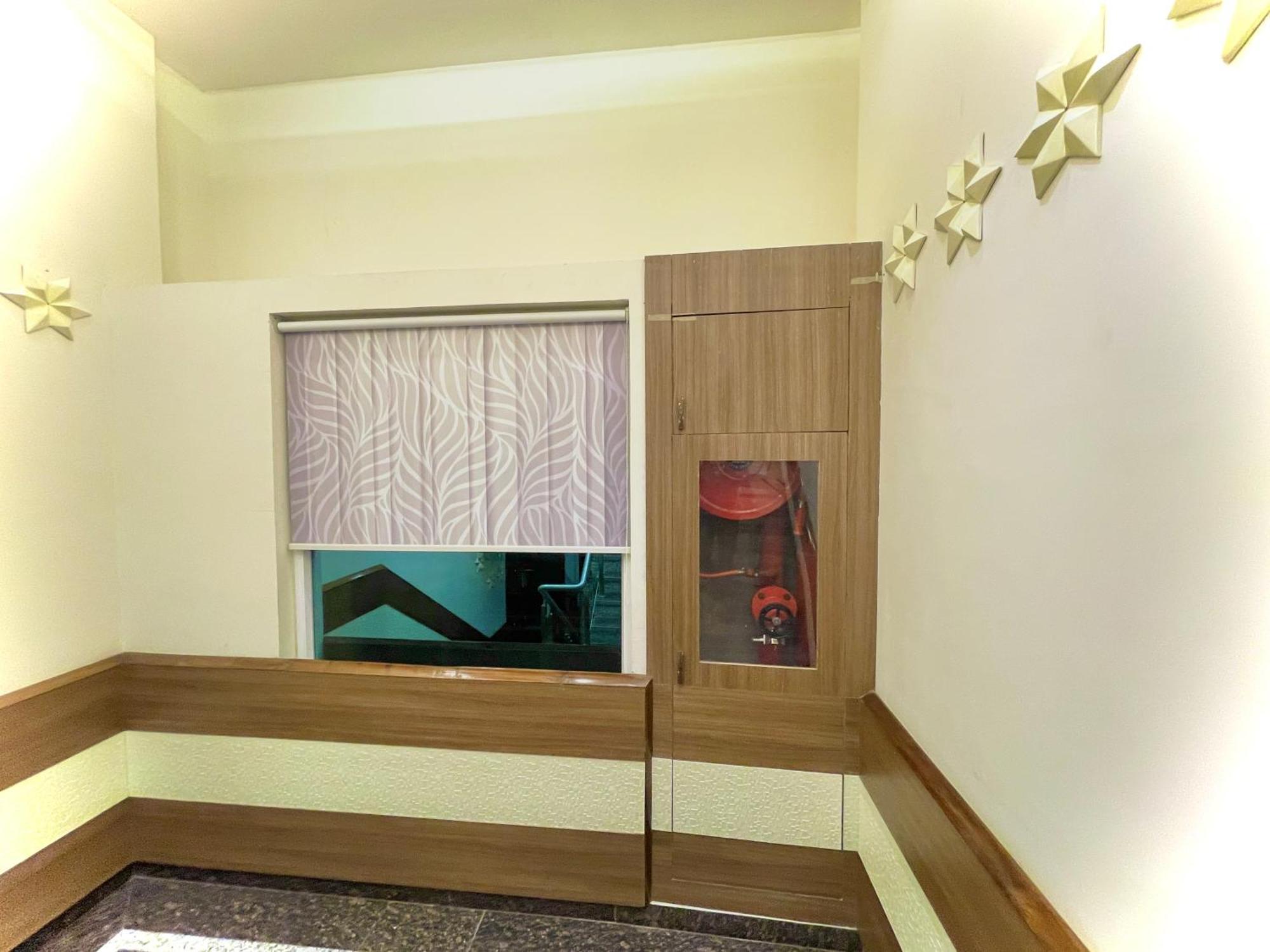 Hotel Kuber Palace ! Puri Near-Sea-Beach-And-Temple Fully-Air-Conditioned-Hotel With-Lift-And-Parking-Facility 외부 사진